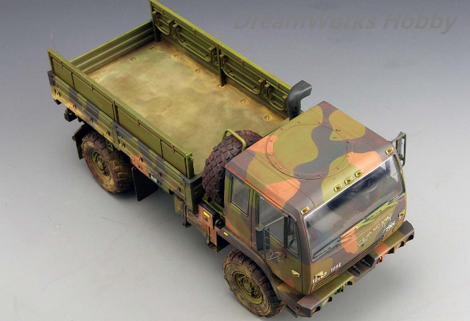 Award Winner Built Trumpeter 1/35 M1078 LMTV Tactical Vehicle +Interior ...