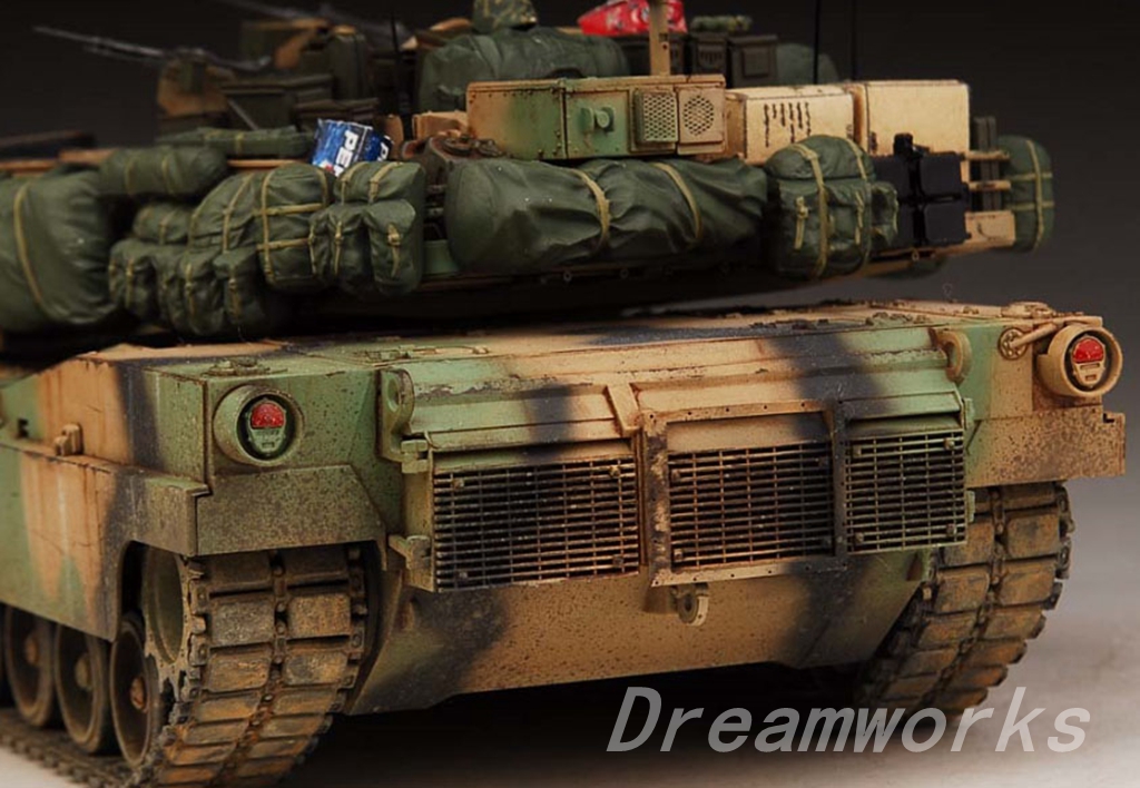 Tamiya 1/35 M1A1 Abrams - Wonderland Models, TA35156