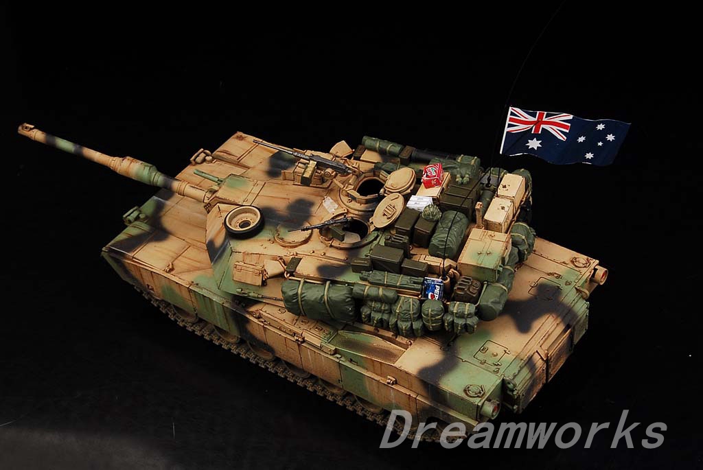 Award Winner Built Tamiya 1/35 Australia GDLS M1A1 Abrams +Figures +ACC