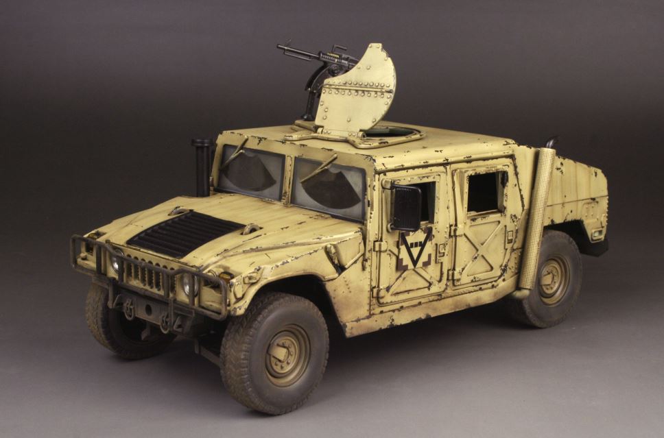 Details About Award Winner Built Maisto 1 18 Diecast Am General Humvee Interior Steerwheel