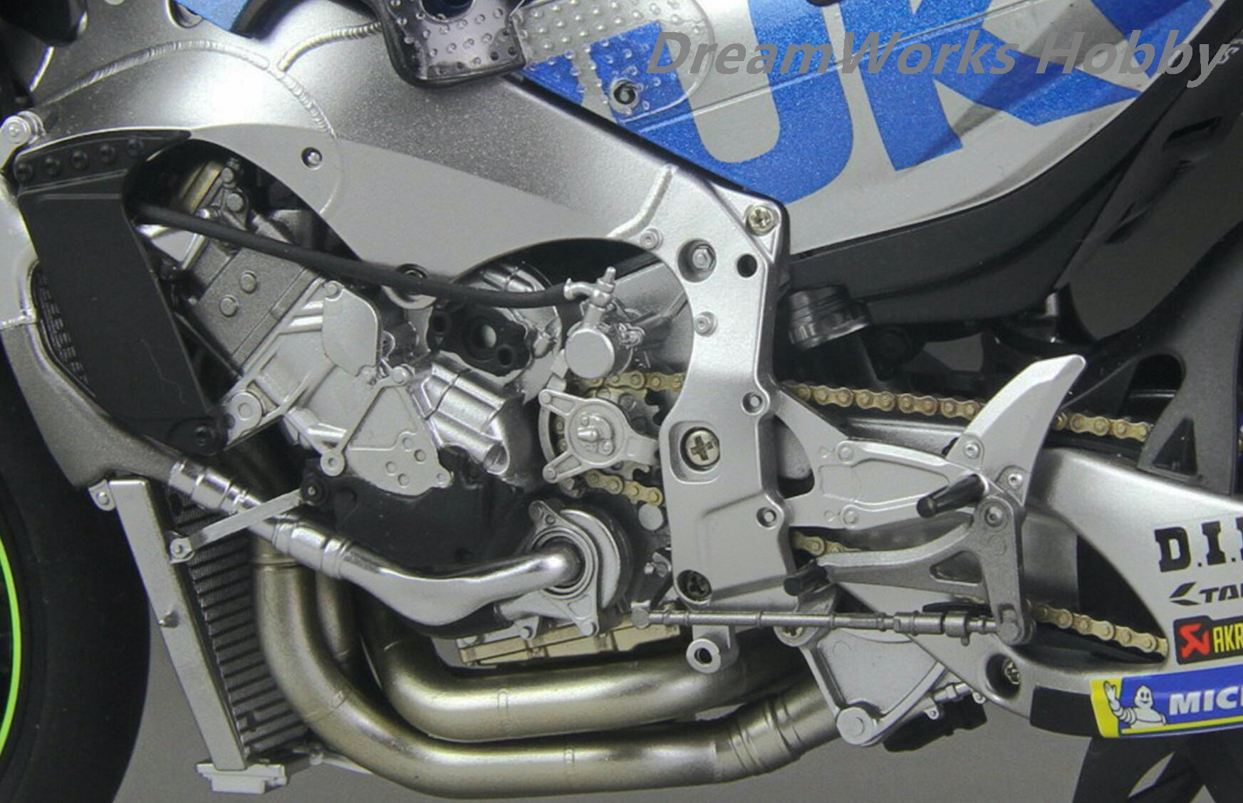 T2M maquette moto Tamiya Suzuki Ecstar GSX-RR '20