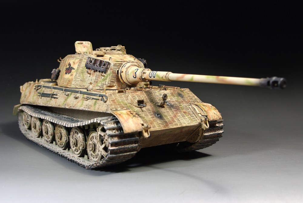 Award Winner Built 1/35 Dragon Kingtiger +Scratch Built Turret Decal ...